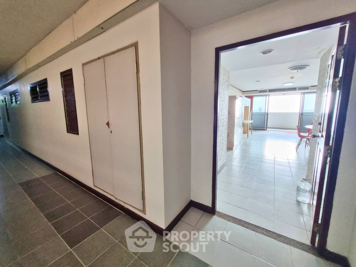 picture 2-BR Condo at P.S.T. City Home Condominium in Chong Nonsi (ID 2054208) - 1/10