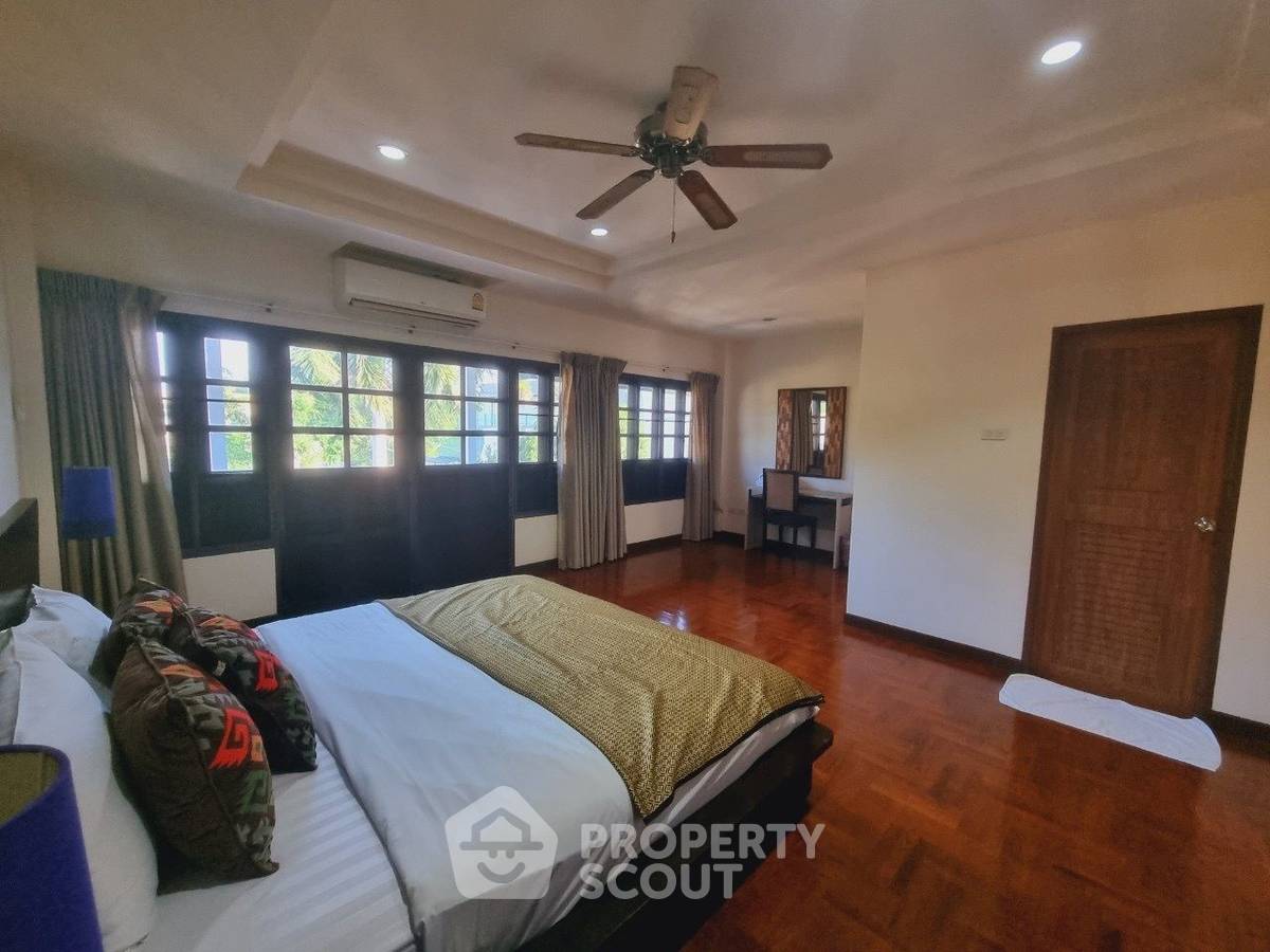 picture 4-BR Townhouse close to Khao Takiab beach (ID 2049581) - 7/8