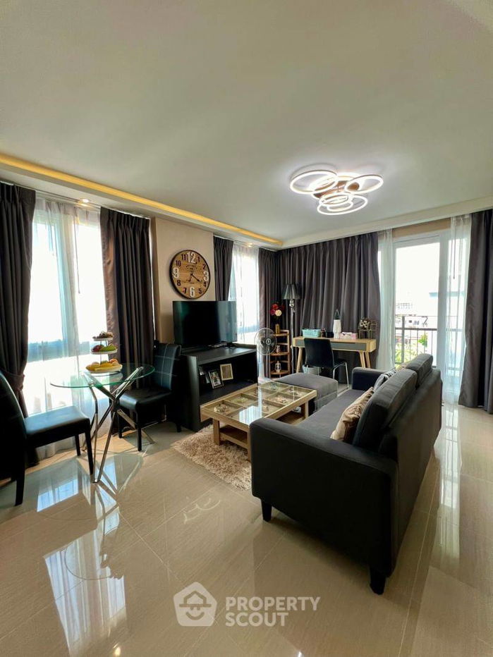 picture 1-BR Condo at Estanan Condo Pattaya close to Phratamnak (ID 1832989) - 2/12