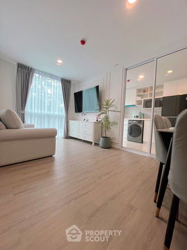 2-BR Condo at Chateau In Town Ratchayothin near BTS Sena Nikhom (ID 2284306)