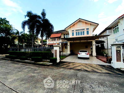 Houses for sale Sukhonthasawat Road : 3-BR House at Perfect Masterpiece Ekamai - Ramintra in Lat Phrao (ID 2101800)