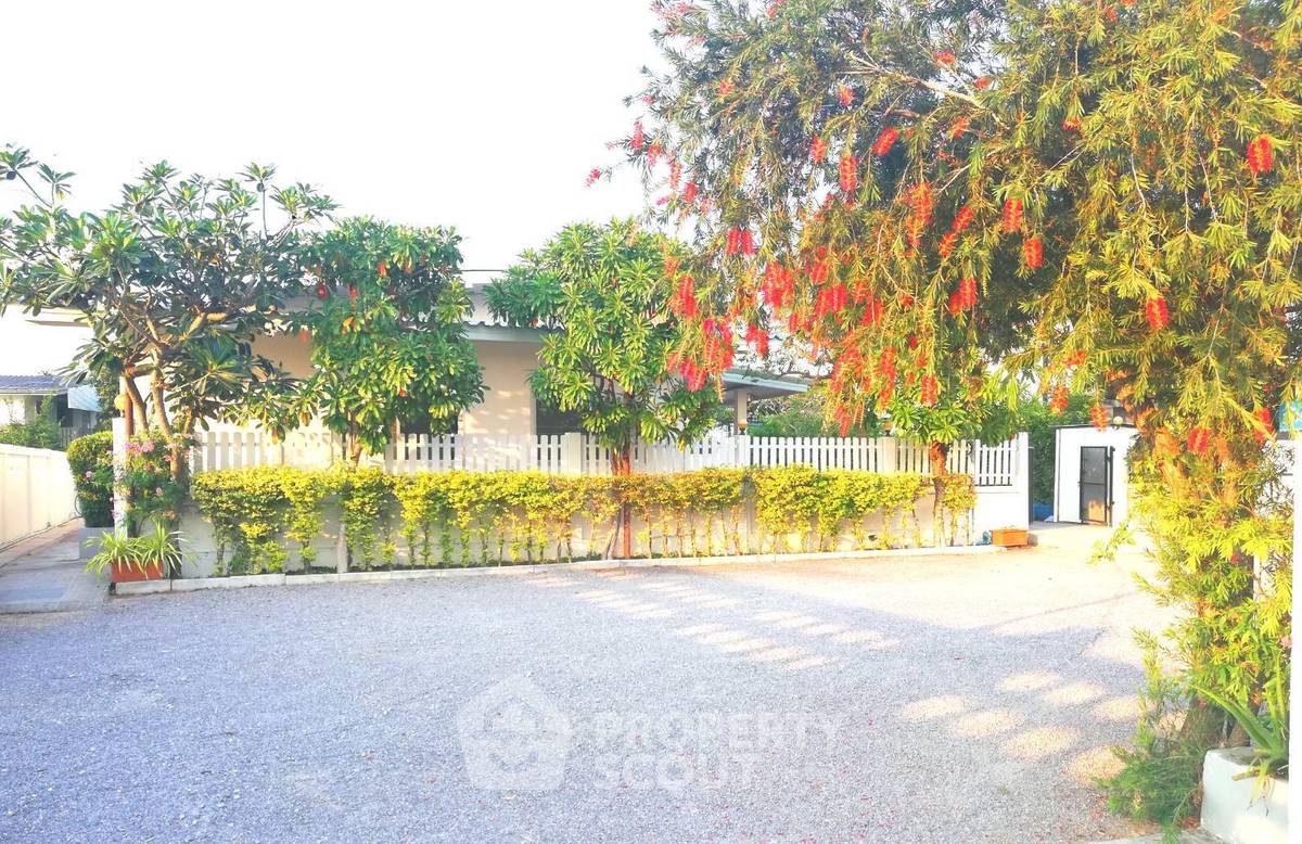picture 1,672 m² Land for Sale in Pak Nam Pran (ID 1336916) - 10/31