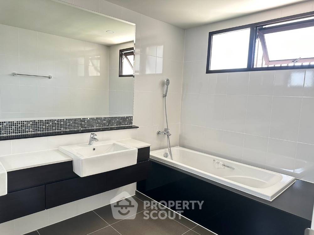 รูป บ้าน 5-ห้องนอน ที่ เดอะ ซิตี้ ราชพฤกษ์-ปิ่นเกล้า ใน บางกร่าง (ID 1444865) - รูปที่ 9/18