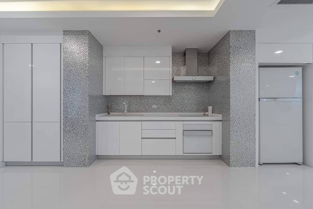 picture 3-BR Condo at Del Mare Condominium close to Bangsaray (ID 2046474) - 13/38