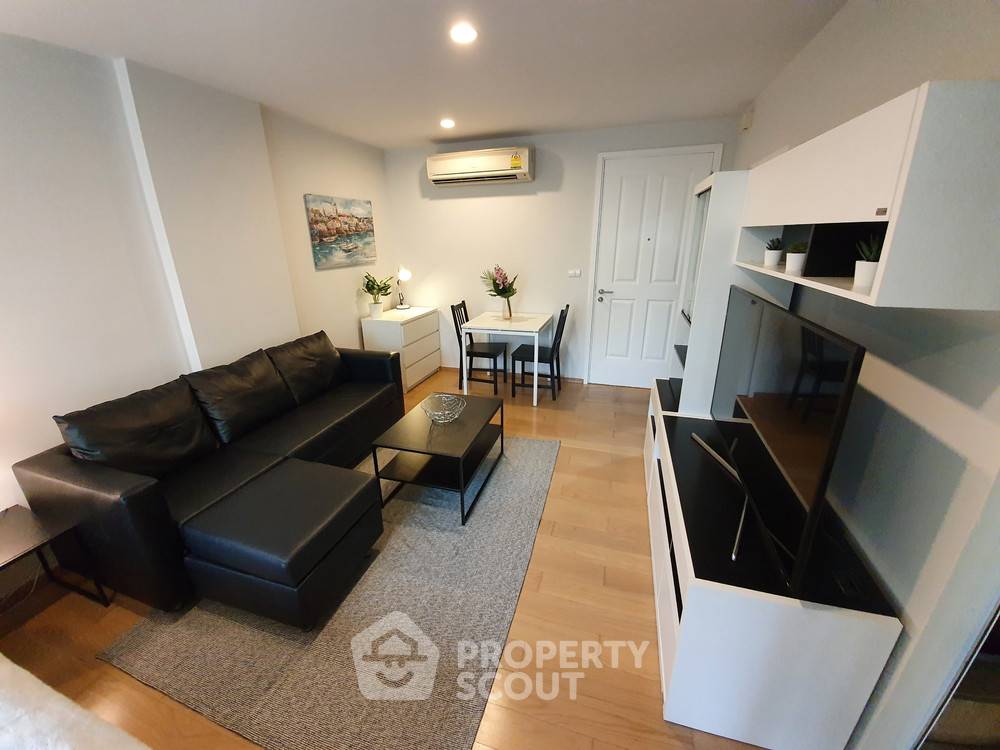 รูป คอนโด 1-ห้องนอน ที่ ไฮฟ์ สุขุมวิท 65 ใกล้ BTS เอกมัย (ID 386227) - รูปที่ 9/15