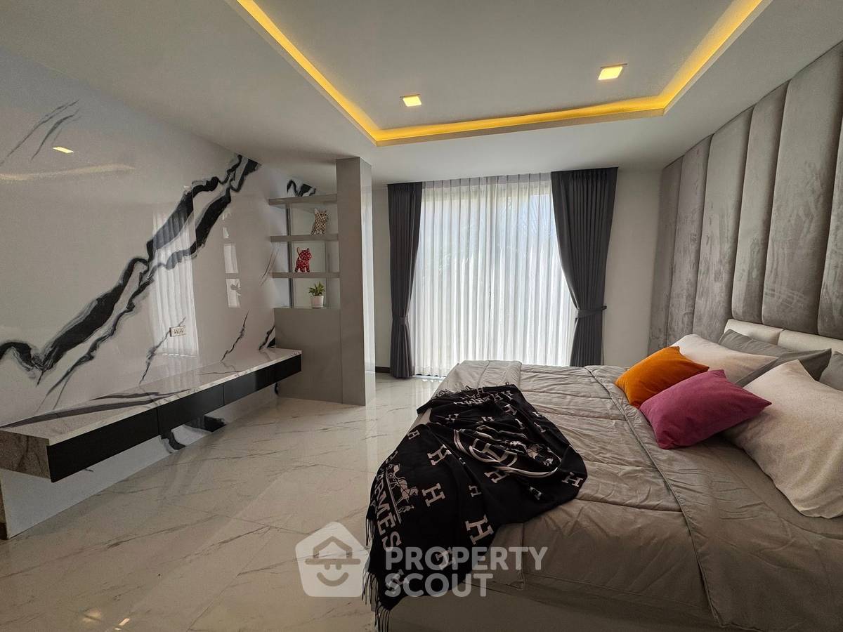 picture 6-BR House at Eakmongkol Chaiyapruek 2 close to Pattaya South (ID 2099398) - 16/18