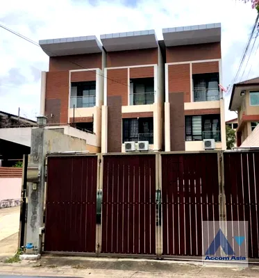 Townhouses for rent Rama 6 Road : 🔼🔽 AccomA 📩 Home Office 4 BR Townhouse in Phaya Thai (AA39134)