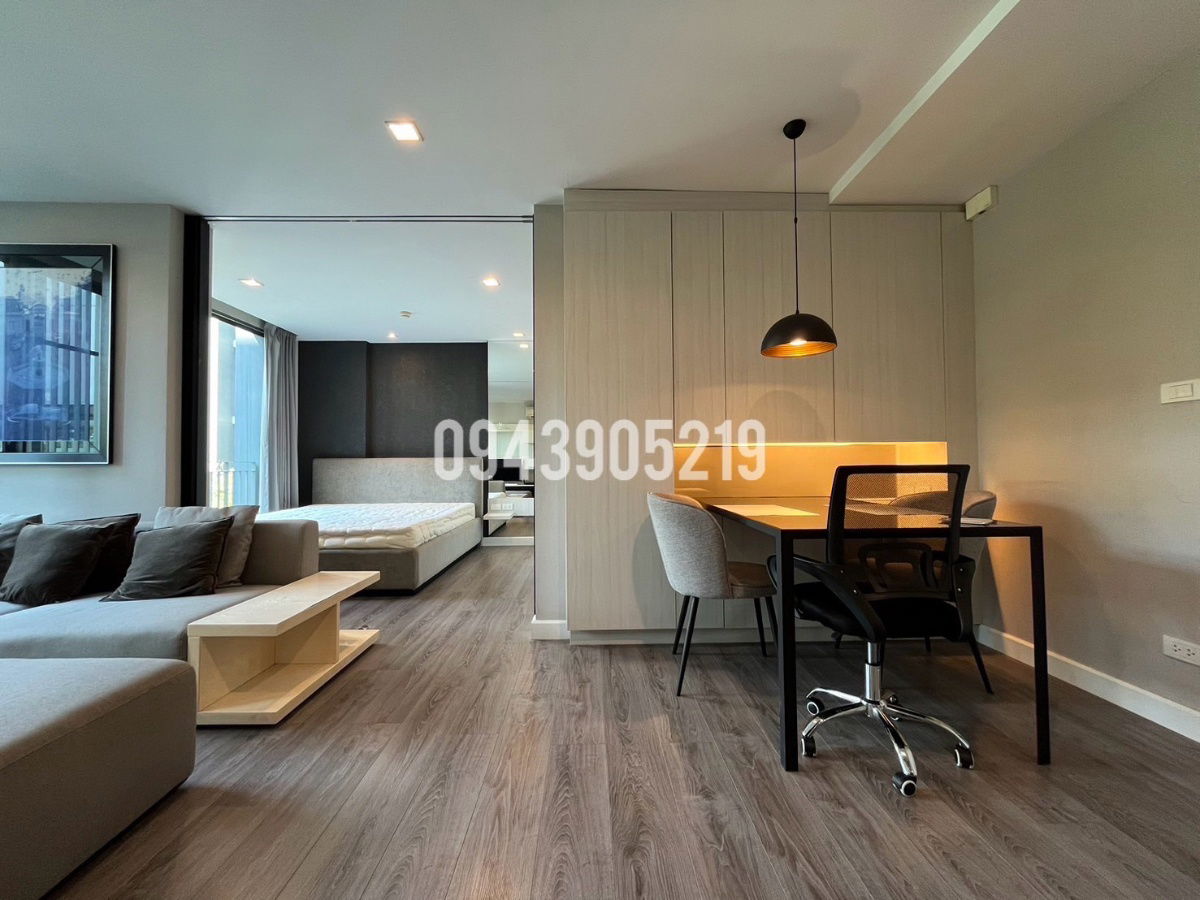 picture The room sukhumvit 40☎️ bts ekkamai big 1 bed 43 sqm‼️20,000/month‼️ NOW AVAILABLE 🔆✅ - 1/10