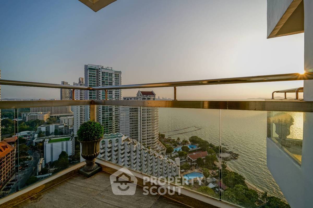picture 3-BR Condo at The Palm - Wongamart Beach close to Sanctuary of Truth (ID 1928700) - 6/18