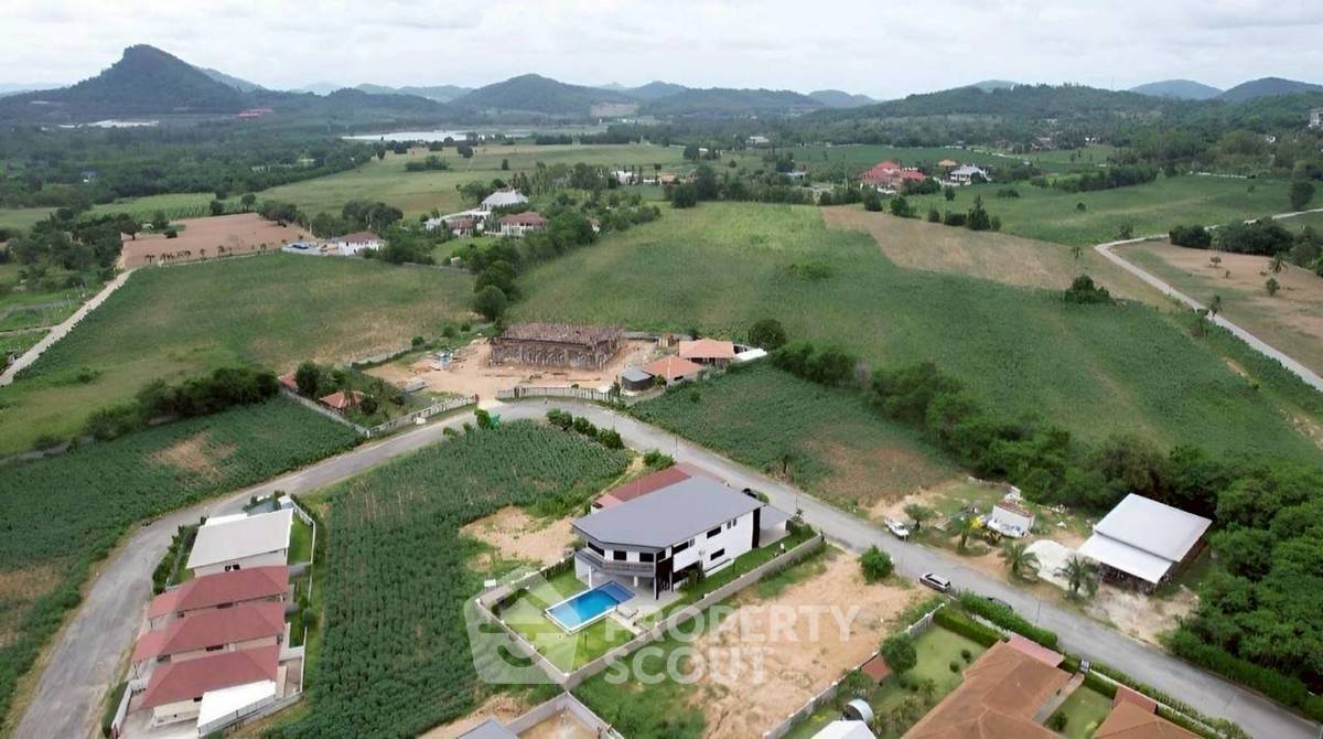 picture 5-BR Villa close to Nongnooch Garden Pattaya (ID 2151408) - 22/23
