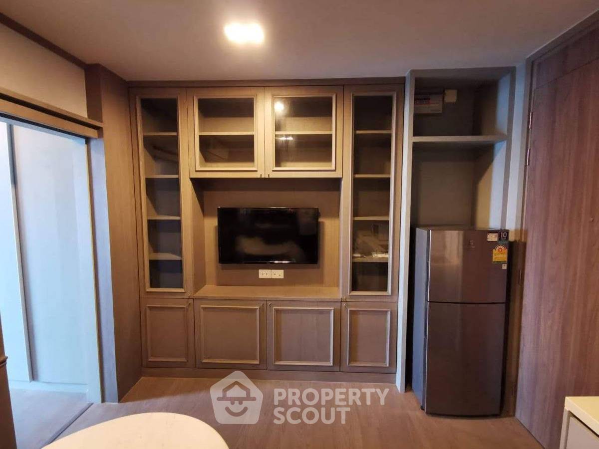 picture 1-BR Condo at A Space Asoke-Ratchada near MRT Phra Ram 9 (ID 890108) - 2/11