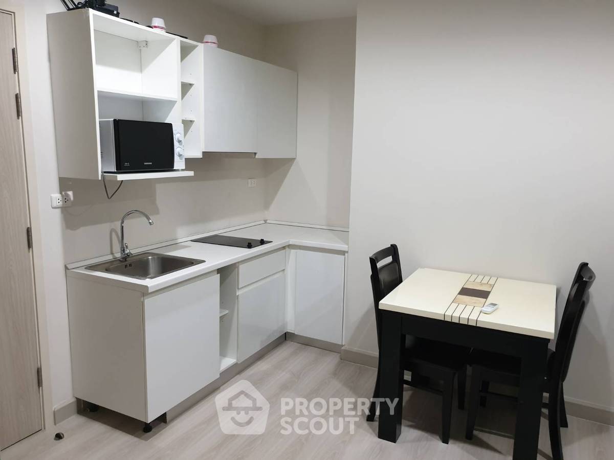 picture 1-BR Condo at Motif Condo Wongwian Yai-Talat Phlu near BTS Pho Nimit (ID 370890) - 11/14