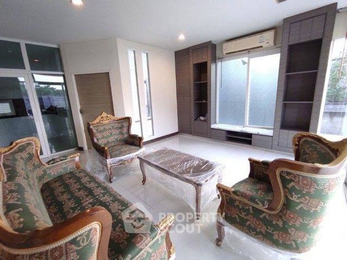 5-bed house for sale, 240 sqm, 65.6 sq wah, Casa Legend Ratchapruk-Pinklao
