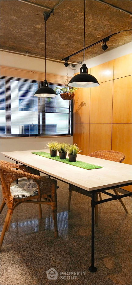 picture 1-BR Condo at Beverly Tower near ARL Makkasan (ID 566910) - 4/16