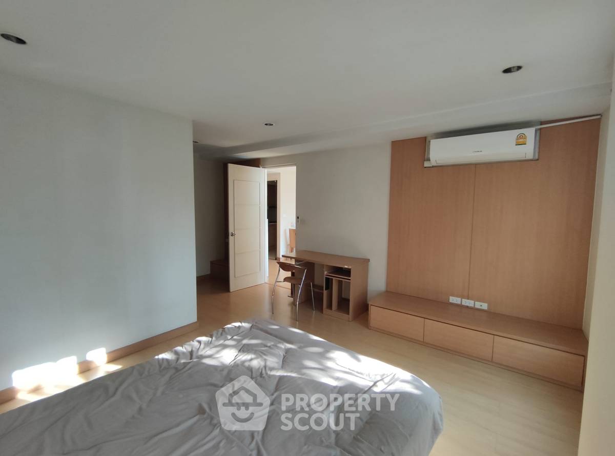 picture 2-BR Condo at The Bangkok Sukhumvit 61 Condominium near BTS Thong Lor (ID 720844) - 12/19