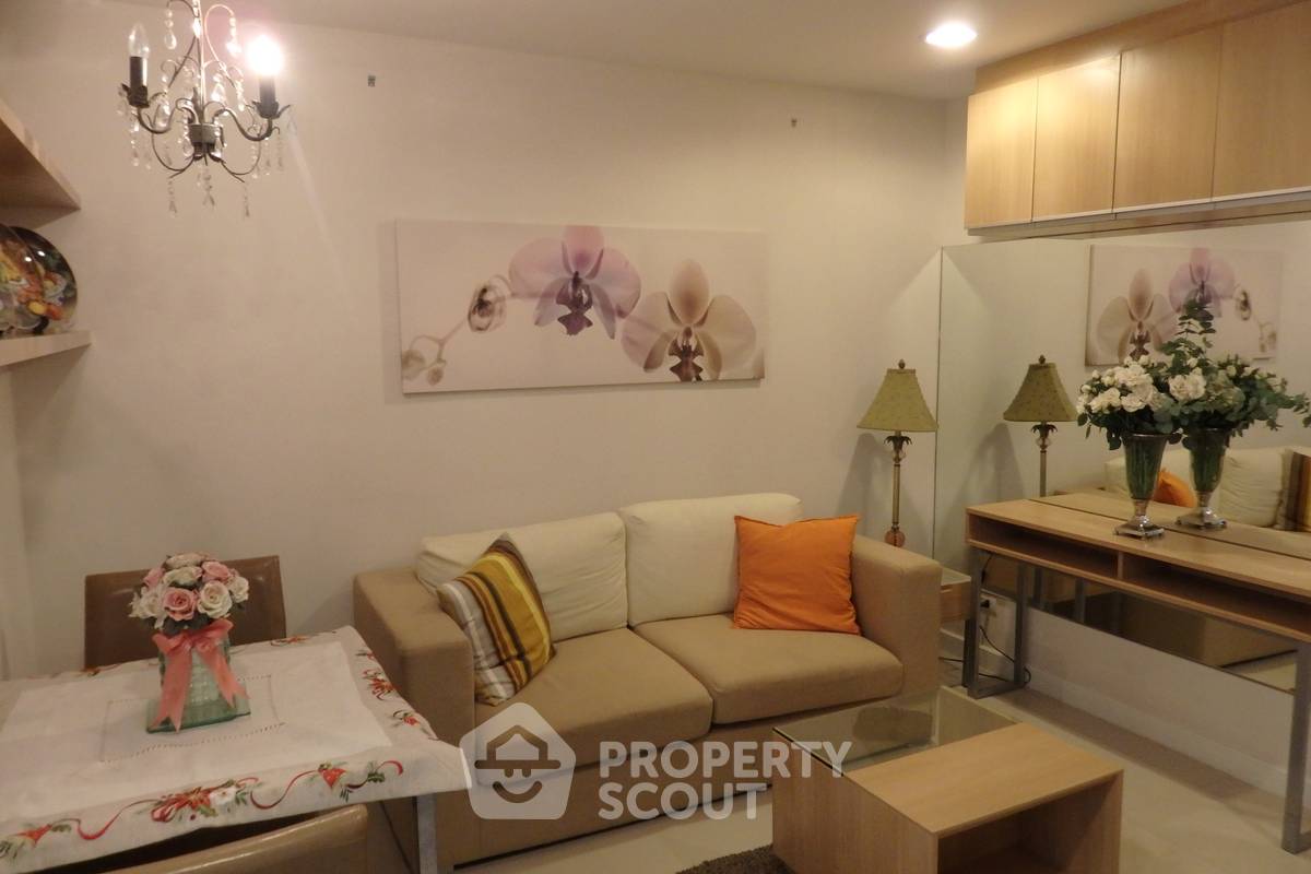 รูป คอนโด 1-ห้องนอน ที่ ซีนิธ เพลส สุขุมวิท 42 คอนโดมิเนียม ใกล้ BTS เอกมัย (ID 887998) - รูปที่ 1/5