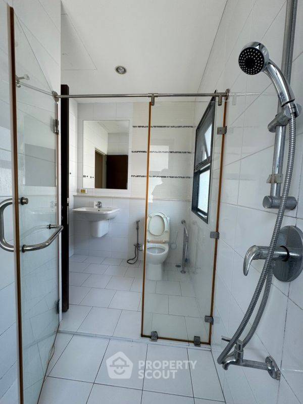 picture 4-BR House at Zerene Petchkasem-Phutthamonthon Sai 3 in Nong Khang Phlu (ID 2147365) - 8/10