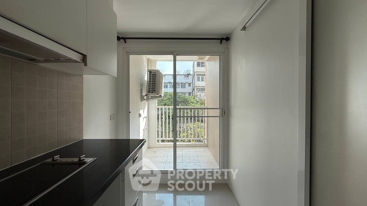 picture 2-BR Condo at U Sabai Rama 4 Kluaynamthai near BTS Phra Khanong (ID 2018323) - 15/22