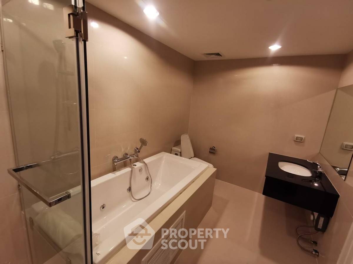 picture 5-BR Condo at Belle Grand Rama 9 near MRT Phra Ram 9 (ID 2169338) - 21/35