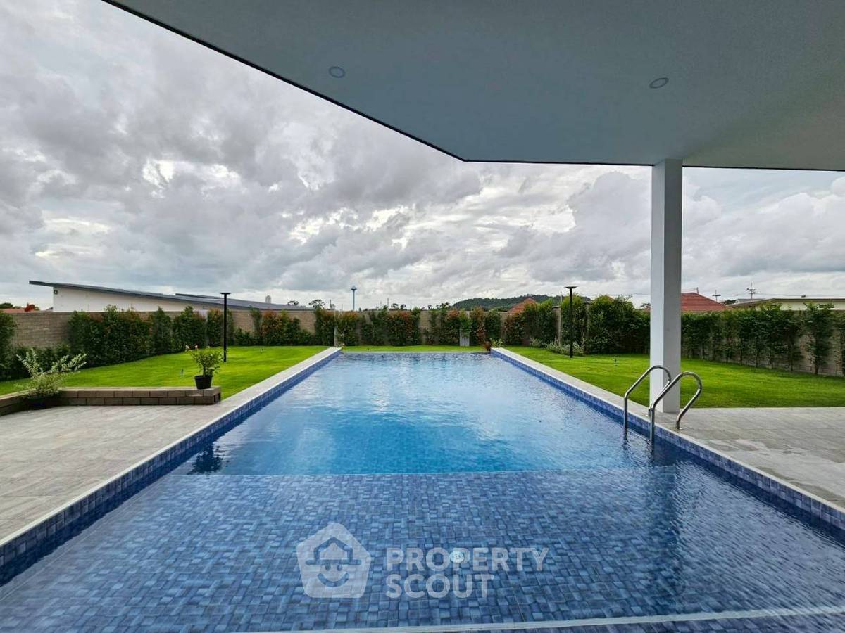 picture 5-BR Villa close to Nongnooch Garden Pattaya (ID 2151408) - 4/23