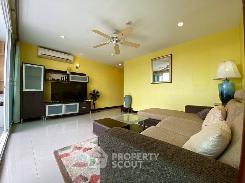 picture 1-BR Condo at Fragrant 71 Condominium near BTS Phra Khanong (ID 648836) - 3/17