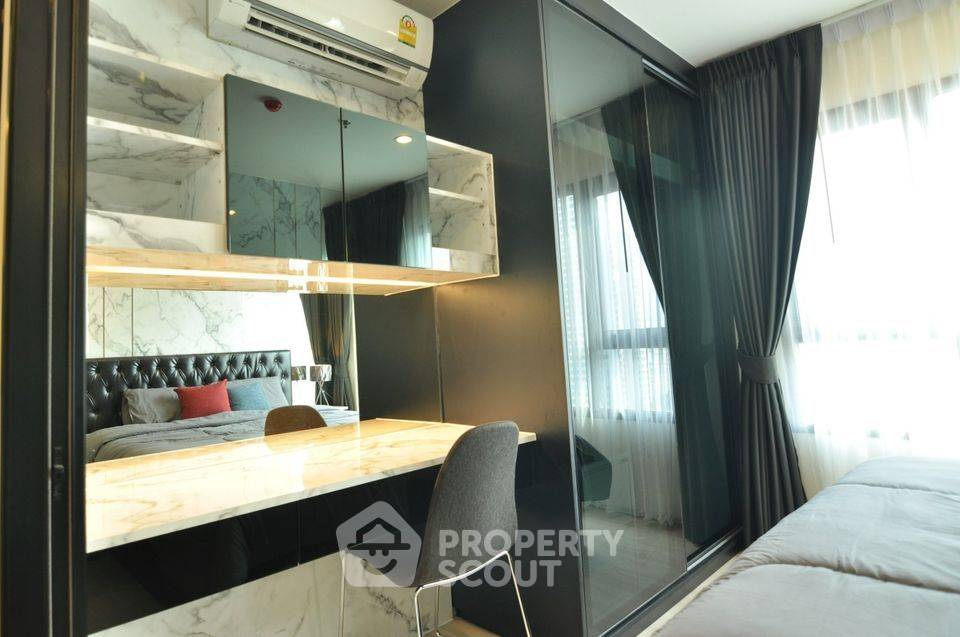 picture 1-BR Condo at Life Asoke near ARL Makkasan (ID 802593) - 8/16