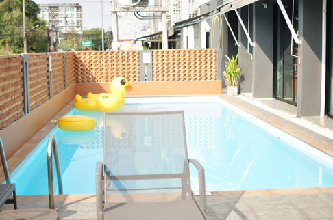 Hotel near Chiang Mai airport is for sale 