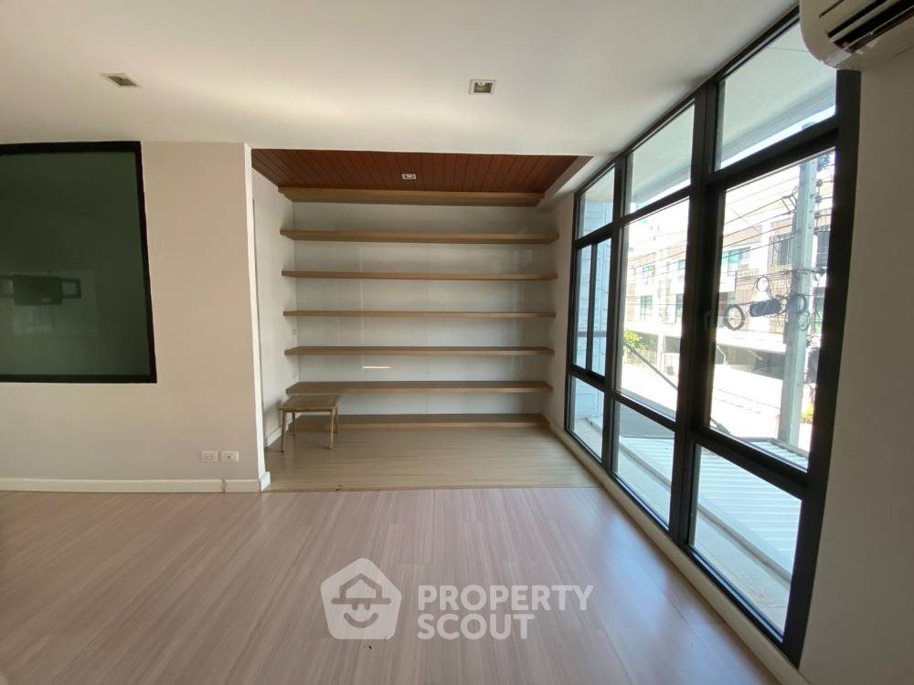 รูป ทาวน์เฮาท์ 3-ห้องนอน ใน บางแก้ว (ID 2053793) - รูปที่ 7/15