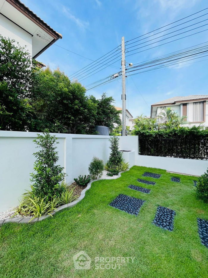 picture 3-BR House close to Pattaya (ID 2102153) - 15/16
