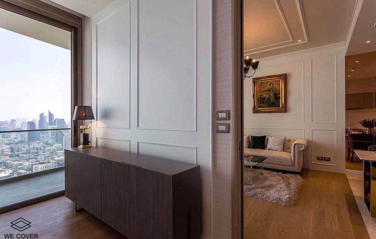 picture Magnolias Waterfront Residences  - 4/9