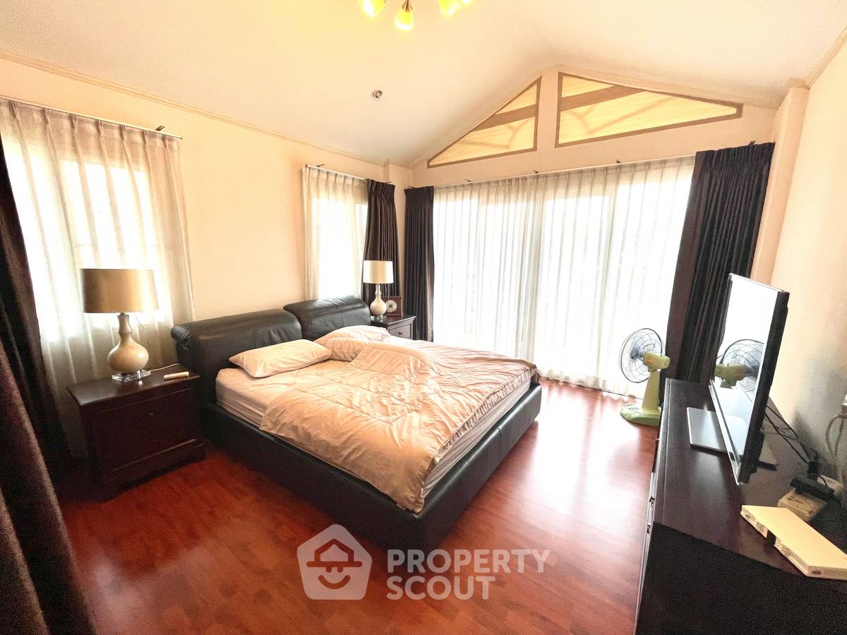 picture 3-BR House at Supalai Parkville Ramindra 5 in Anusawari (ID 2242422) - 9/15