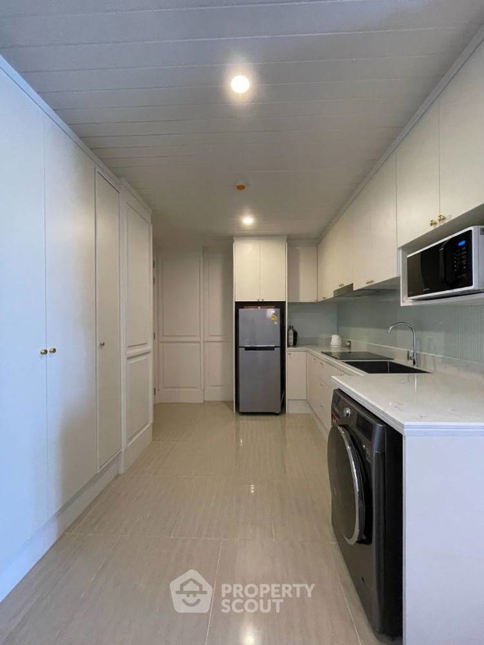 picture 3-BR Condo at Grand Florida Beachfront Pattaya close to Pattaya (ID 2003601) - 2/29