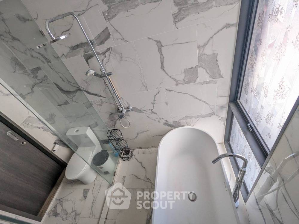 picture 1-BR Condo at 168 Sukhumvit 36 near BTS Thong Lor (ID 1965960) - 10/15