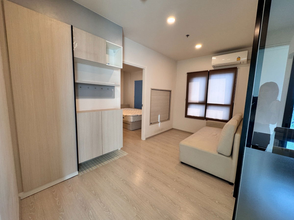 picture 🔥 Urgent Sale! Escent Condo, Nakhon Ratchasima – 33 sq.m. Corner Unit, East Facing – Prime Central Location at a Super Low Price! 🔥 - 1/40
