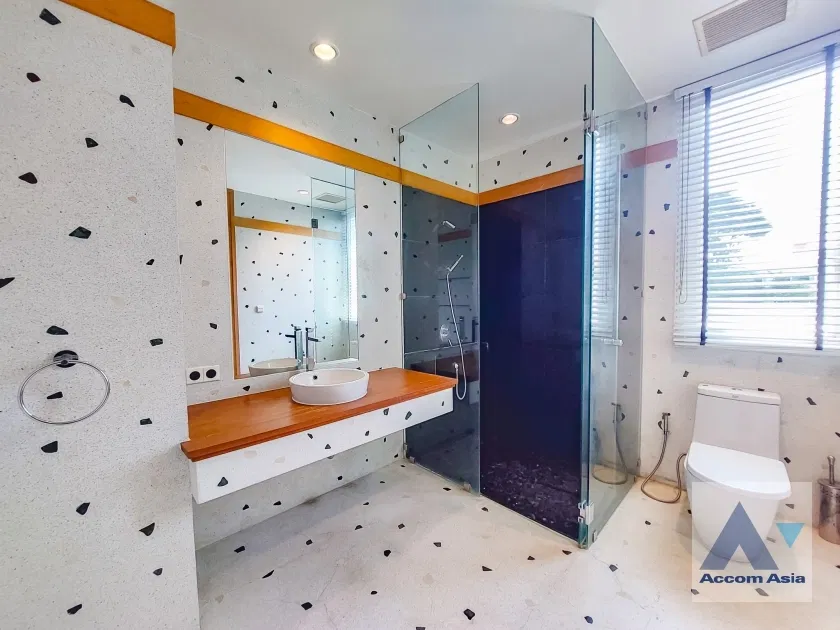 picture 🔼🔽 AccomA 📩 Airy modern house in Sathorn with poolside terrace and loft-style stairs (AA35940) - 19/20