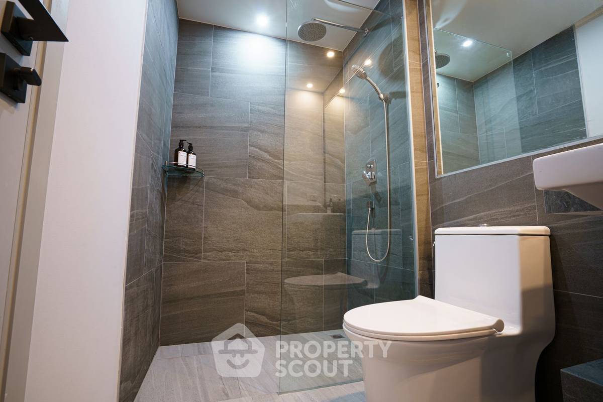 picture 2-BR Condo at NOON Village Tower III close to Chalong (ID 1342316) - 9/10