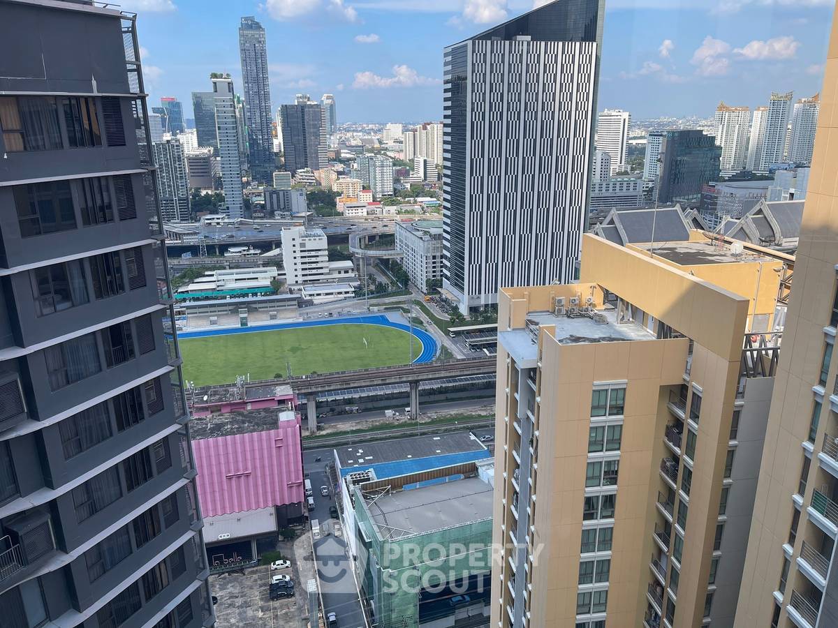 picture 2-BR Condo at Ideo Mobi Asoke near MRT Phetchaburi (ID 2037321) - 1/21