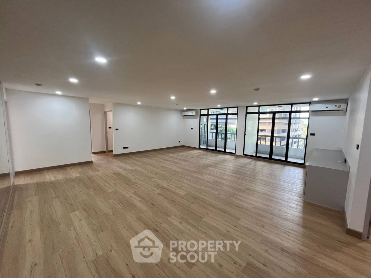 รูป คอนโด 4-ห้องนอน ที่ บ้านจันทร์ คอนโดมิเนียม ใกล้ ทองหล่อ (ID 2245163) - รูปที่ 19/19