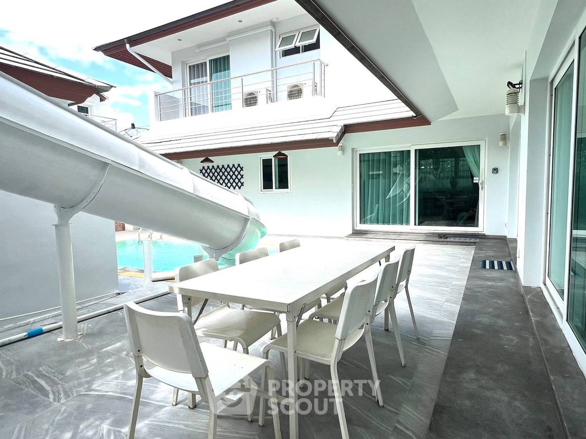 picture 4-BR House at Seabreeze Villa Pattaya in Bang Lamung (ID 2259918) - 3/14