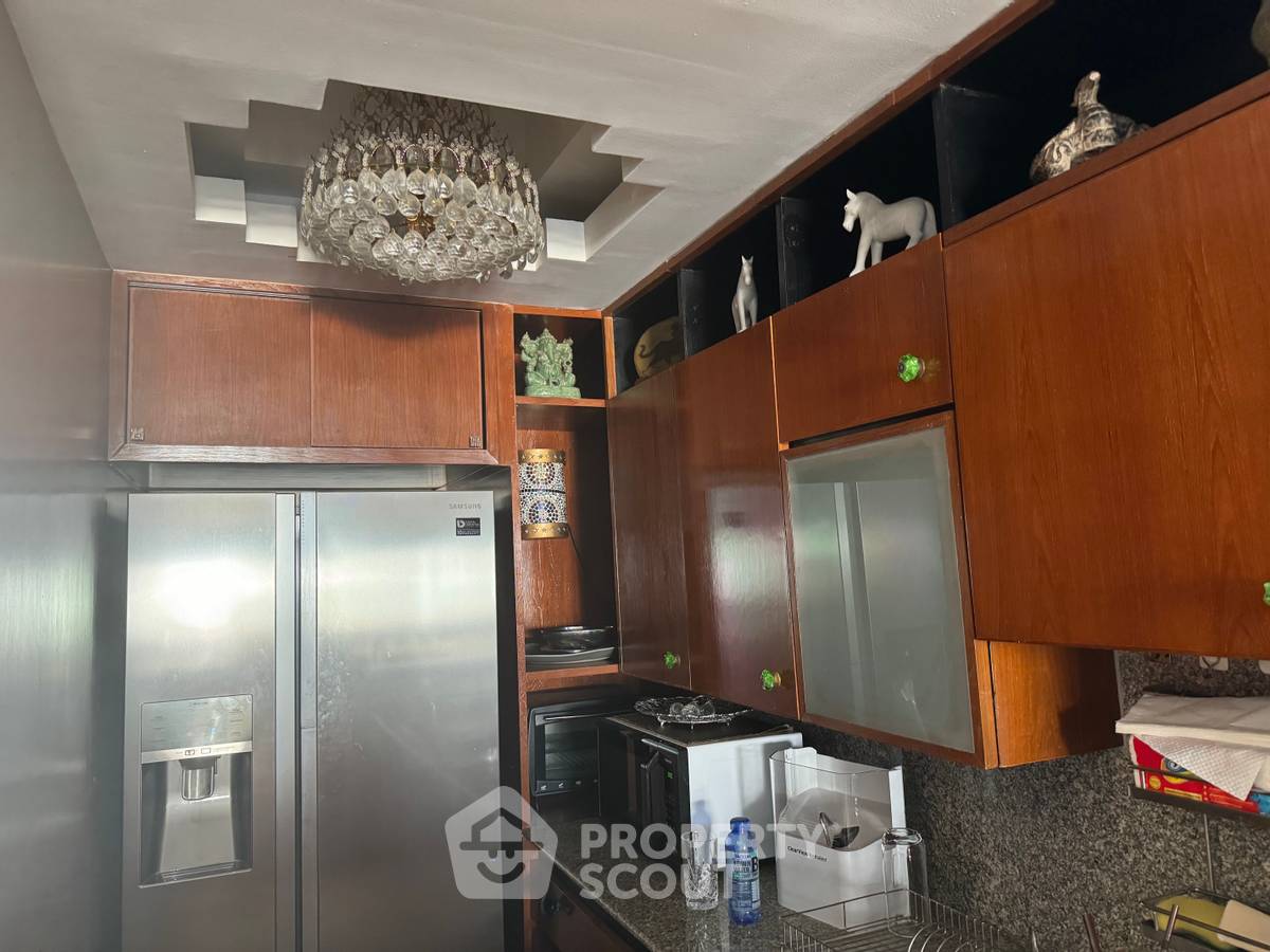 picture 2-BR Condo at Jomtien Complex Condotel close to Jomtien Beach (ID 1530477) - 2/11