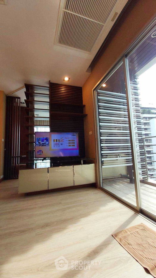 picture 1-BR Condo at The Light Ladphrao Condominium near MRT Lat Phrao (ID 636018) - 5/11