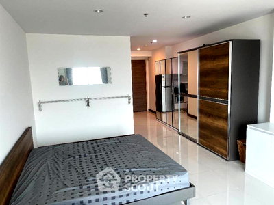 Condos for sale : 1-BR Condo at Supalai Prima Riva Rama 3 - Narathiwas in Chong Nonsi (ID 1176284)