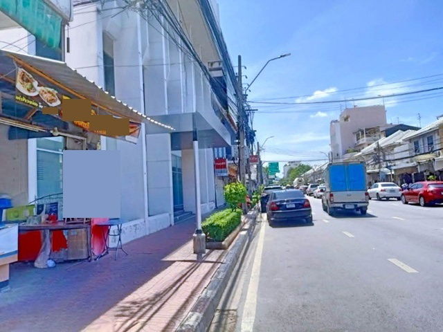 picture BTS Ratchathewi 2.5 km. Rajadamnern Boxing Stadium 3-story 4-unit commercial building for rent road - 3/8