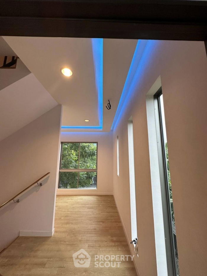 picture 4-BR Townhouse at Siamese Blossom @ Fashion in Khan Na Yao (ID 1602646) - 7/9