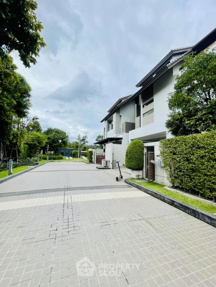 picture 4-BR House at Private Nirvana Residence North-East in Khlong Chan (ID 1775049) - 3/26
