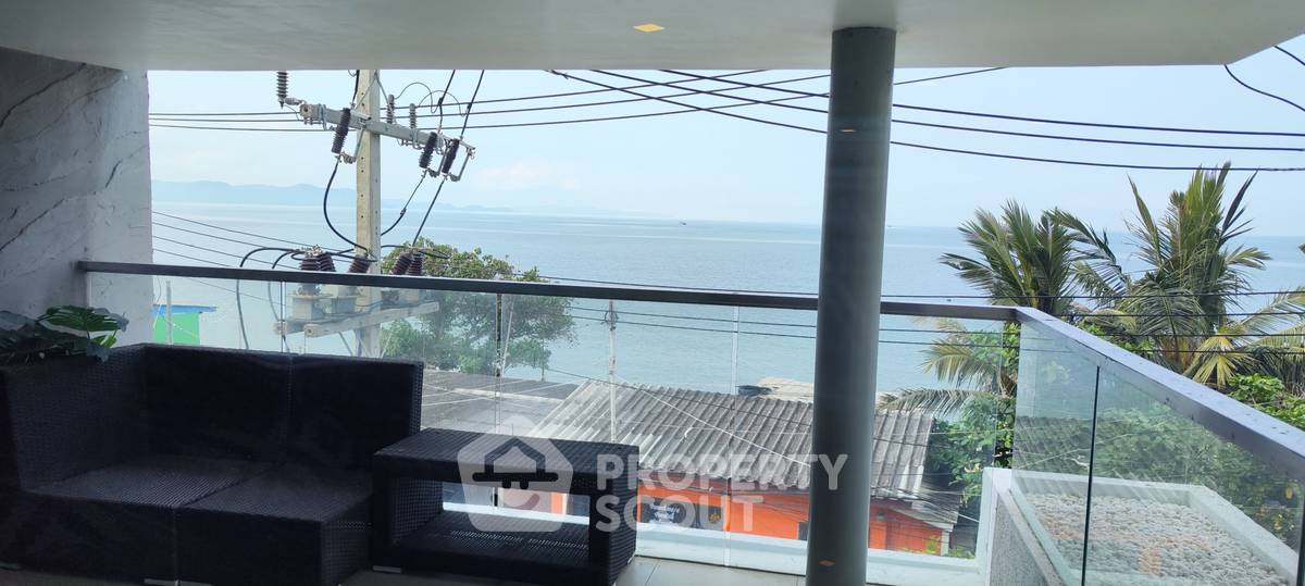 picture 2-BR Condo at Water Edge Na Jomtien close to Pattaya (ID 2093288) - 5/15