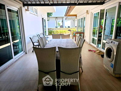 บ้านเดี่ยว ชลบุรี : บ้าน 4-ห้องนอน ที่ ซีบรีซ วิลล่า พัทยา ใน บางละมุง (ID 2292592)