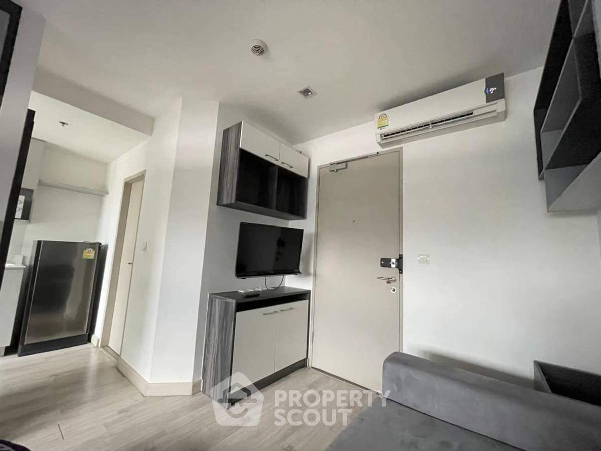 picture Studio Condo at Ideo Mobi Sathorn near BTS Krung Thon Buri (ID 900864) - 1/12