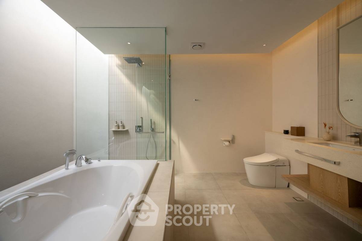 picture 3-BR Condo at Movenpick White Sand Beach Pattaya close to Pattaya (ID 2224172) - 19/40