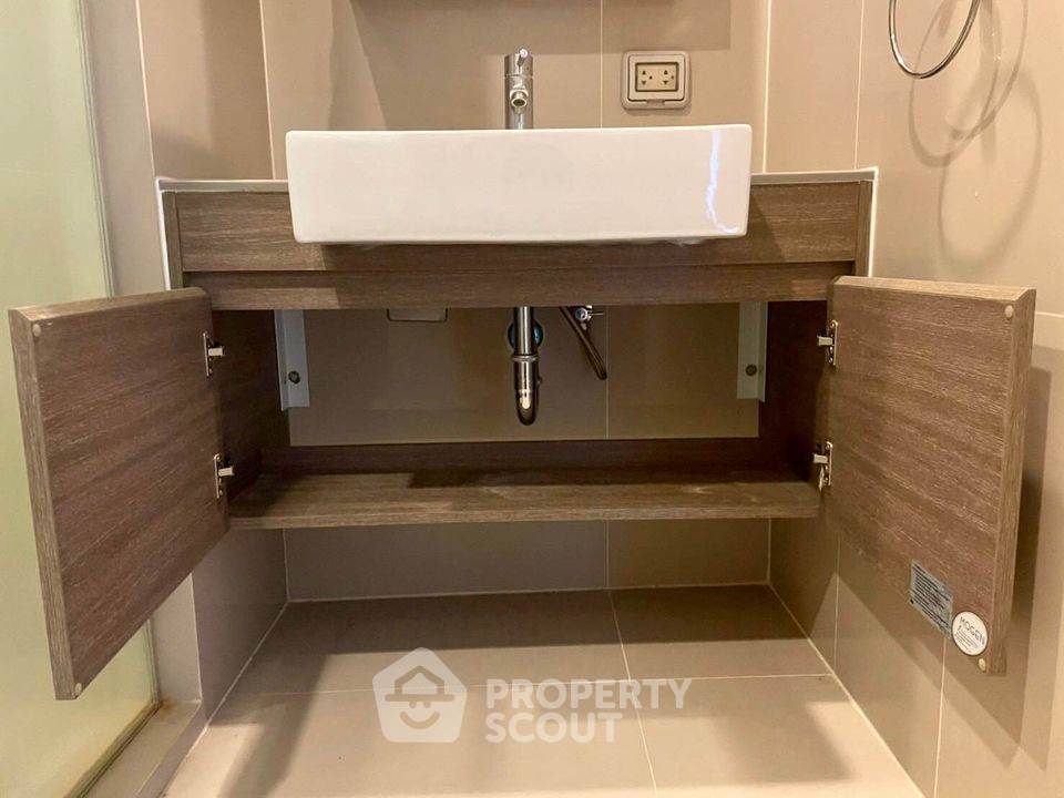 รูป คอนโด 1-ห้องนอน ที่ ควินน์ คอนโด รัชดา 17 ใกล้ MRT สุทธิสาร (ID 1093037) - รูปที่ 10/16